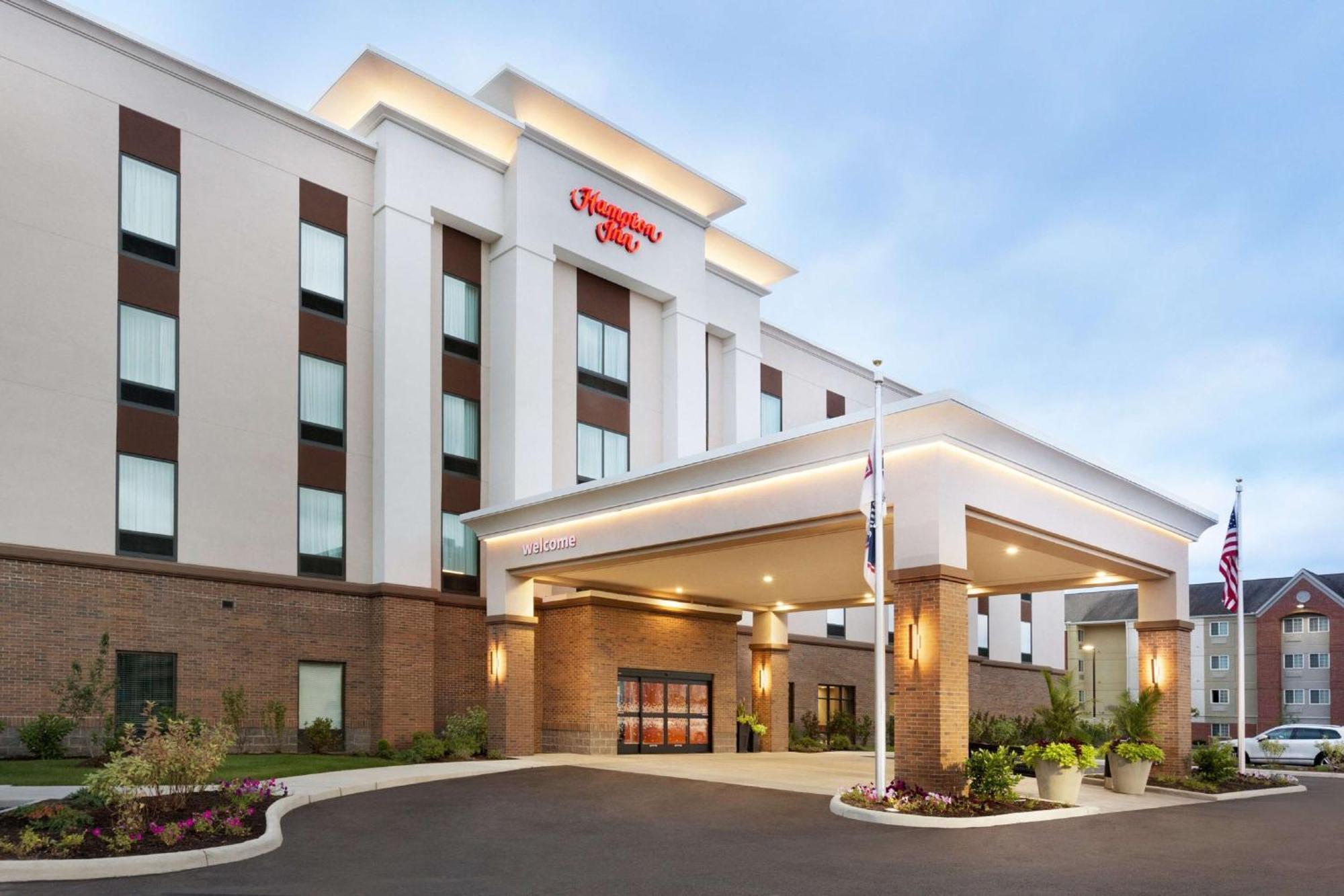 Hampton Inn By Hilton North Olmsted Cleveland Airport Экстерьер фото